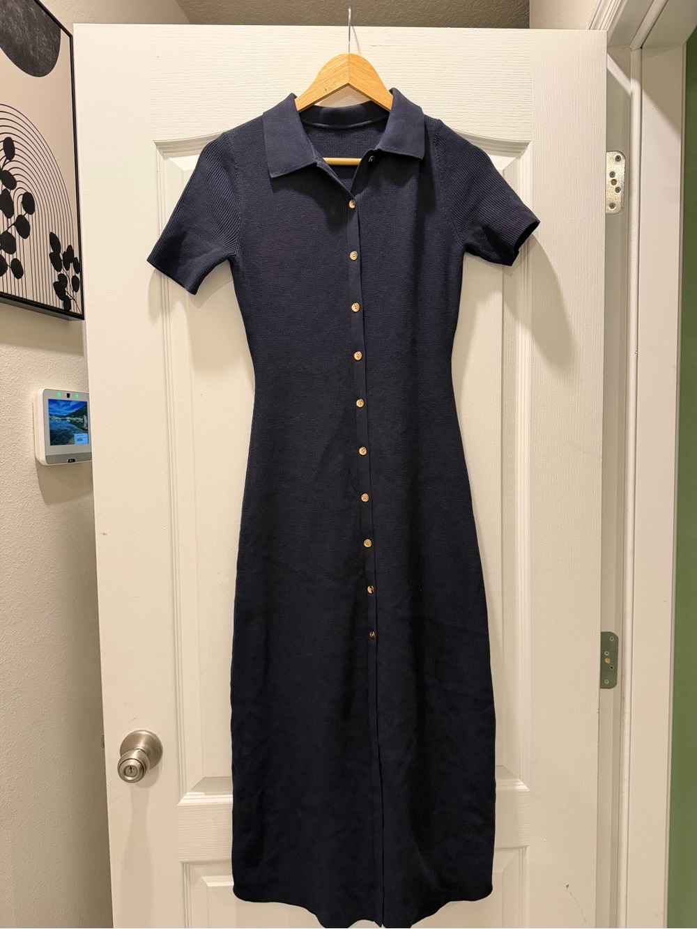 Metal Button Collar Midi Dress in Premium Fabric (NAVY)
SPU: OA260413046 - Picture 9 of 10